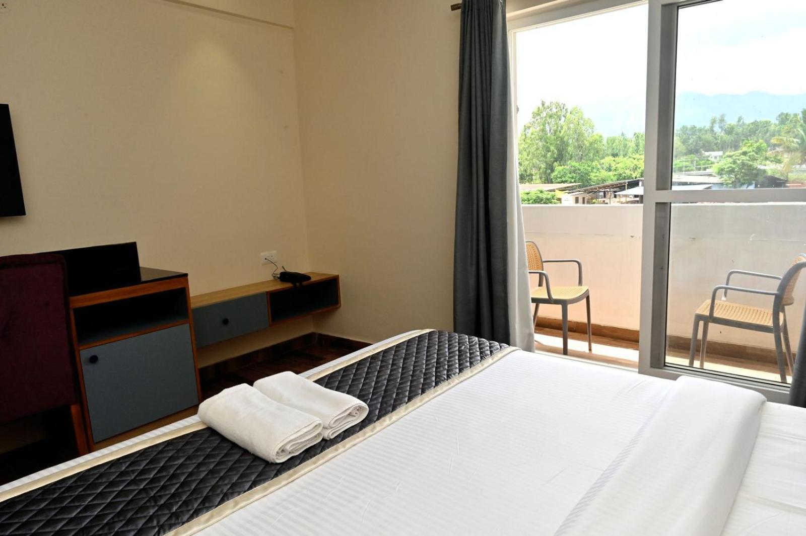 Hometown Sharu'S Inn A Luxury Hotel Chikmagalūr Eksteriør billede